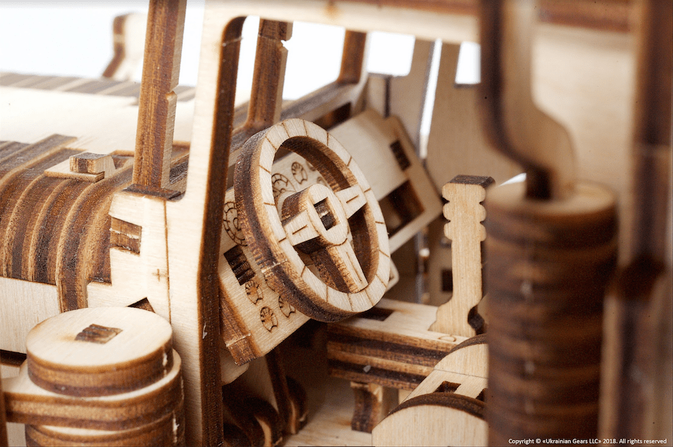 Poids-Lourd VM-03-Ugears-puzzle 3d mécanique en bois-5 Poids-Lourd VM-03-Ugears-puzzle 3d mécanique en bois-3