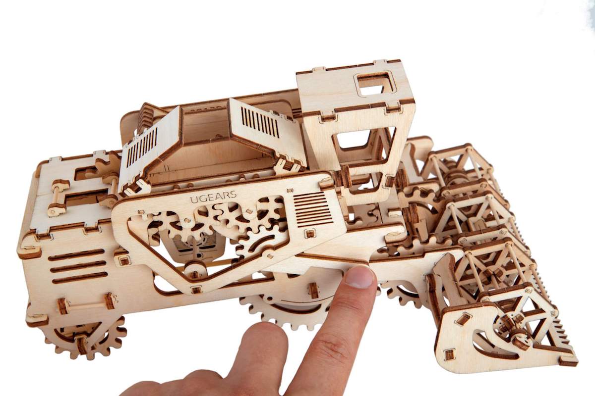 3d puzzle holzpuzzle ugears moissonneuses-batteuses modulaire idée cadeau 