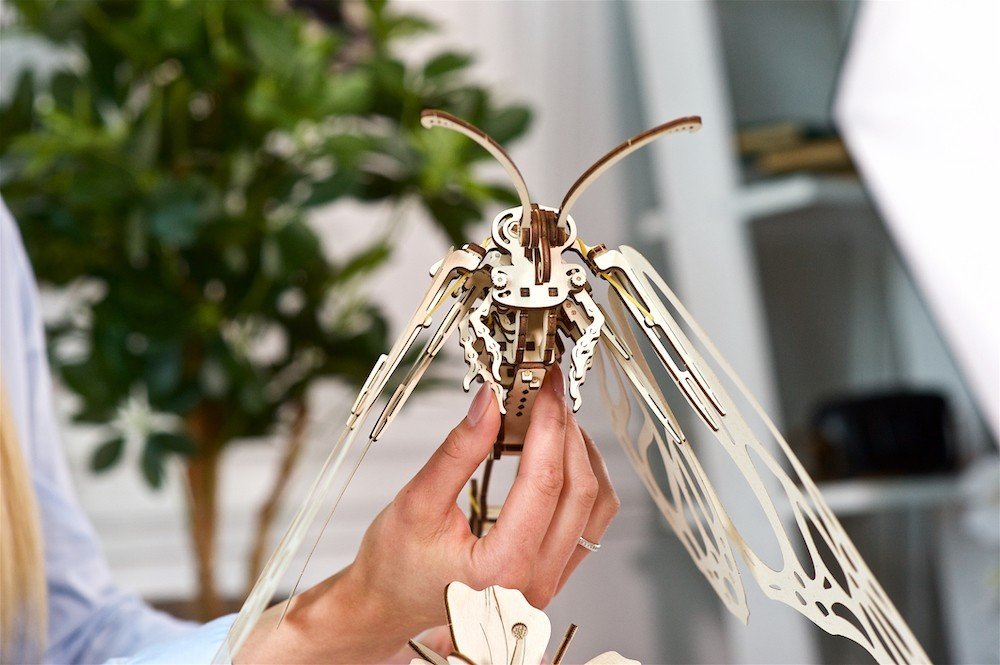 ACROPAQ - Puzzles 3D Papillons en Bois - Kit de Maquette Mécanique