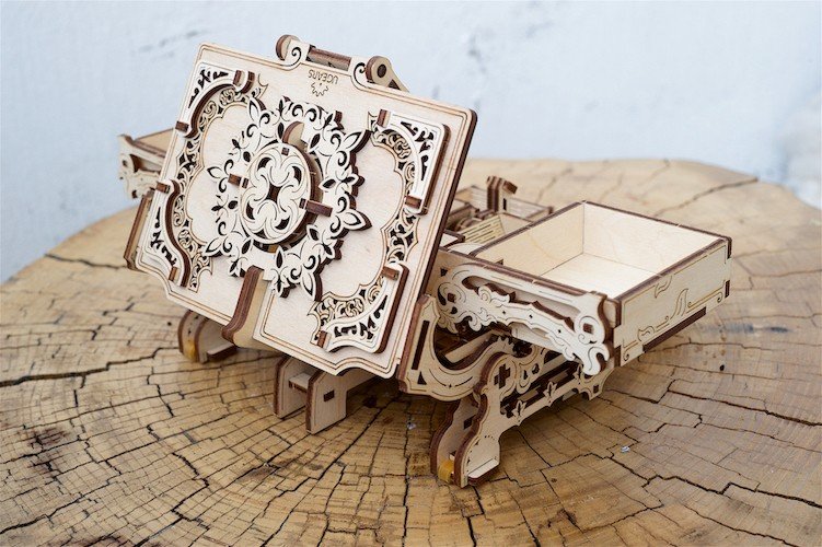 Ugears Puzzle 3D Mécanique en Bois - Boîte Antique à Bijoux en Bois - Jeu  de Construction