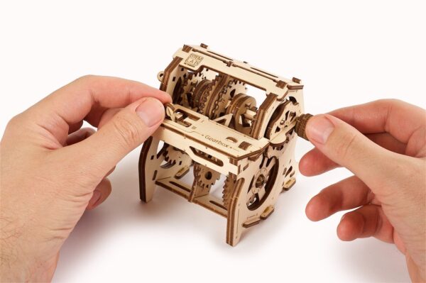 Boîte de Vitesses STEM Ugears – Puzzle 3d en bois + 5