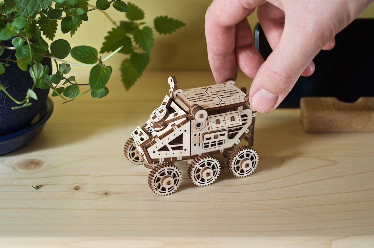 Maquette en bois 3D - Buggy de Mars