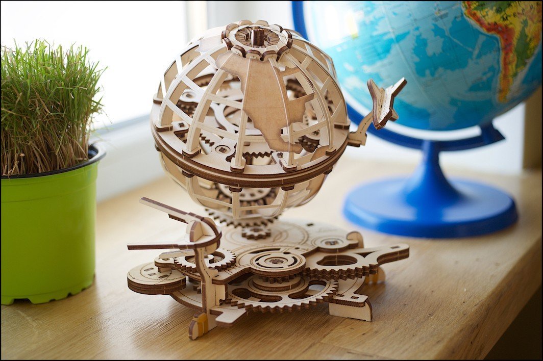 Globe Terrestre puzzle 3D en bois –